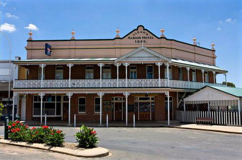 Albion Hotel Grenfell - Tourism TAS 1