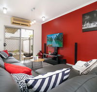City Escape Serviced Townhouses - Tourism TAS