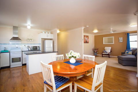 Dell-Lee Cottage - Hobart Tourism 3