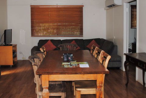 East Arnhem Real Estate - 41 Wuyal Road, Nhulunbuy  NT  0880 - Tourism TAS 13