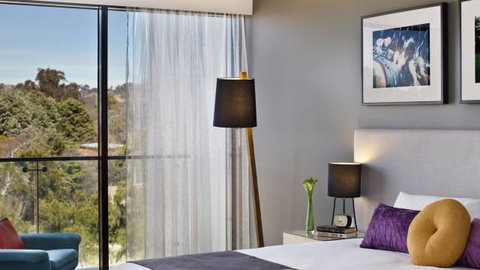 East Hotel + Apartments - Tourism TAS 0