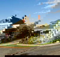 Hermitage Hill Resort - Hobart Tourism