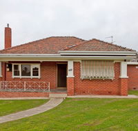 Red Brick Beauty - Hobart Tourism