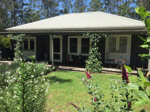 Lemon Tree Cottage - Hobart Tourism 0
