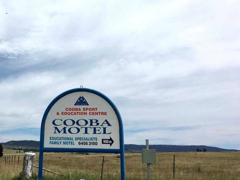Cooba Holiday Motel - Hobart Tourism 0