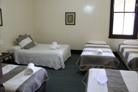 Neath Hotel - Tourism TAS 5