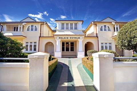 Palais Royale - Tourism TAS 1