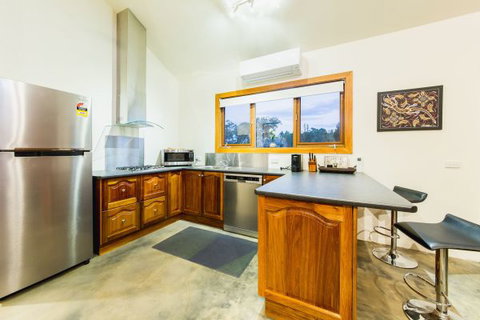 Alpine Edge Accommodation - Tourism TAS 2