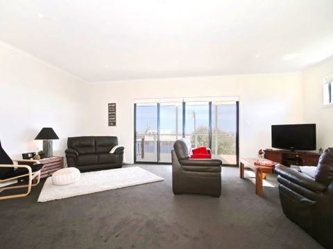 Century 21 SouthCoast: Bayside - Hobart Tourism 2