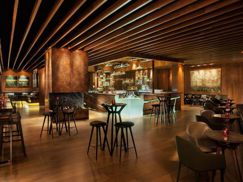 Four Seasons Hotel Sydney - Tourism TAS 5