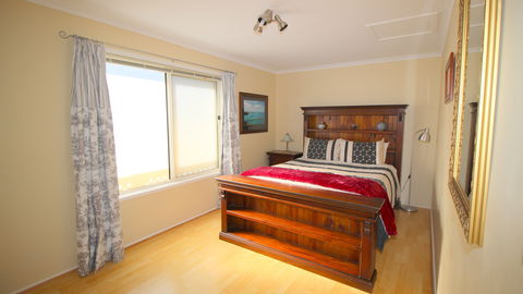 Christies Cottage For Holidays And Relocations. - Hobart Tourism 30