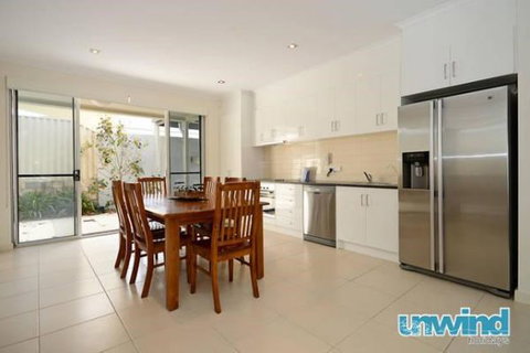 Unwind At 7 At 141 Apartments Victor Harbor - Tourism TAS 1