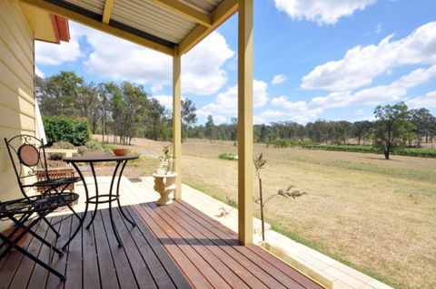 Villa Siena - Hobart Tourism 10