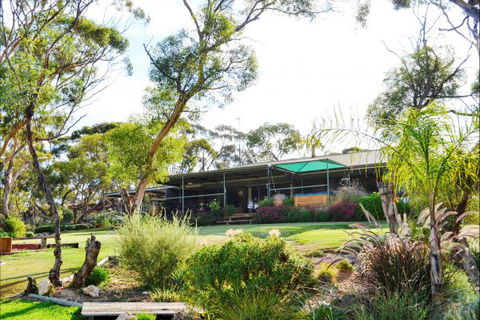River Shack Rentals - Living The Dream - Tourism TAS 56