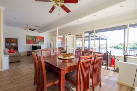 River Shack Rentals - Living The Dream - Tourism TAS 52