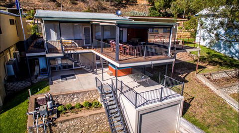River Shack Rentals - Living The Dream - Tourism TAS 54