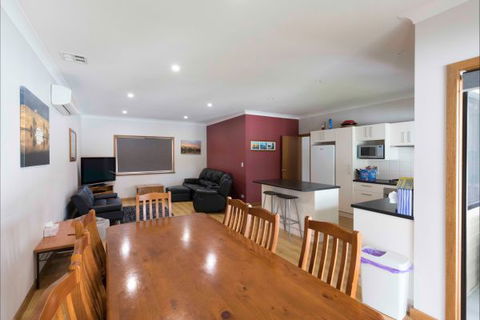 River Shack Rentals - Living The Dream - Tourism TAS 40