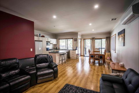 River Shack Rentals - Living The Dream - Tourism TAS 41