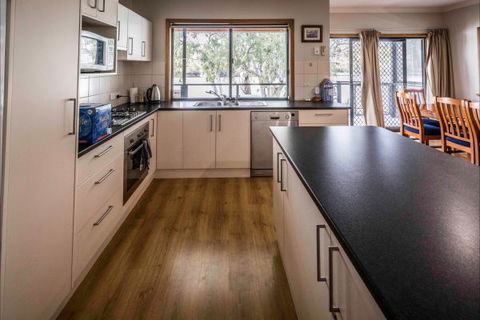 River Shack Rentals - Living The Dream - Tourism TAS 42