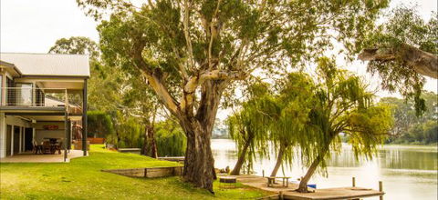 River Shack Rentals - Living The Dream - Tourism TAS 125