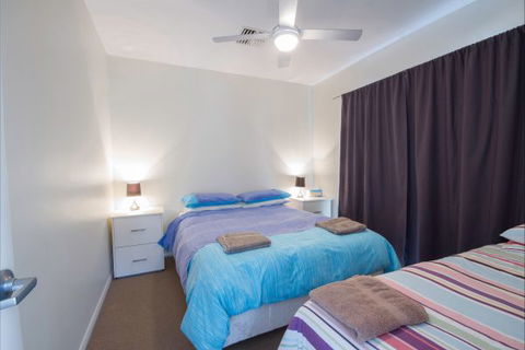 River Shack Rentals - Living The Dream - Tourism TAS 133