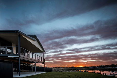 River Shack Rentals - Living The Dream - Tourism TAS 85