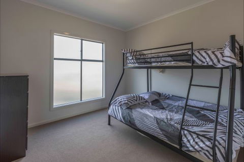 River Shack Rentals - Living The Dream - Tourism TAS 94
