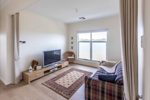 River Shack Rentals - Living The Dream - Tourism TAS 115