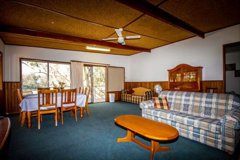 River Shack Rentals - Living The Dream - Tourism TAS 83