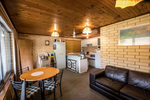 River Shack Rentals - Living The Dream - Tourism TAS 76