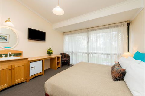 Berri Hotel - Hobart Tourism 3
