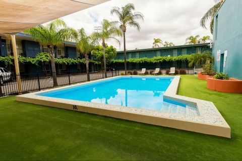 Berri Hotel - Hobart Tourism 5