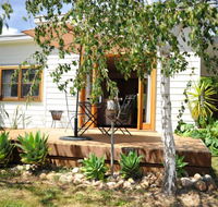 Casolare BB Vineyard Accommodation - Hobart Tourism