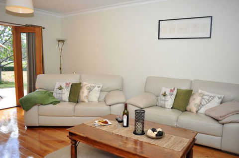 Casolare B&B Vineyard Accommodation - Hobart Tourism 4