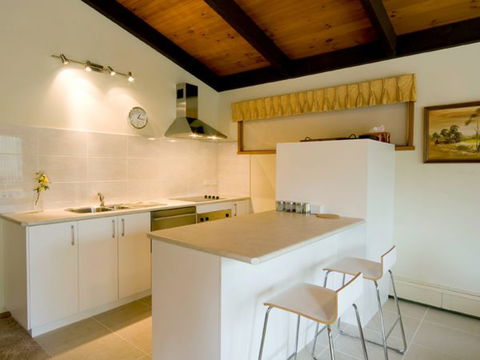 Chisholm Heights CBD Accommodation - Hobart Tourism 2