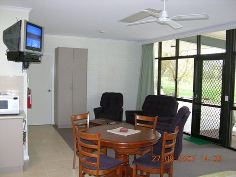 Myrtleford Masonic Units - Tourism TAS 1