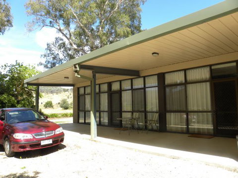 Myrtleford Masonic Units - Tourism TAS 3