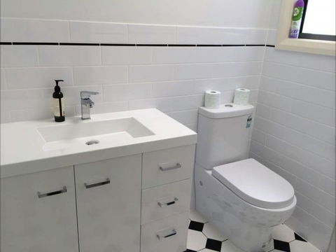River Shack Rentals - Living The Dream - Tourism TAS 23