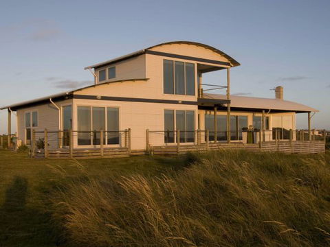 Wytonia Beachfront Accommodation - Cottages For Couples - Hobart Tourism 1