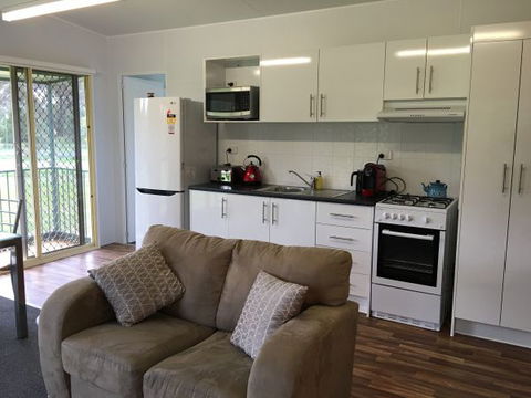 Balcraggon Accommodation - Hobart Tourism 6