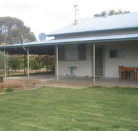 Gilgens Country River Retreat - Hobart Tourism