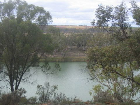 Gilgens Country River Retreat - Hobart Tourism 3