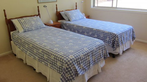Jacaranda Bed And Breakfast - Tourism TAS 3