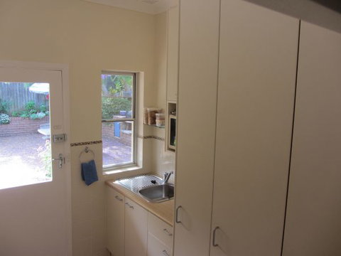 Jacaranda Bed And Breakfast - Tourism TAS 8