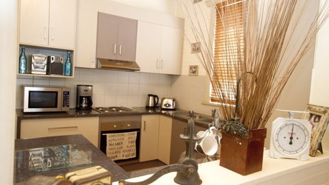 Anderl's Beach Cottage - Tourism TAS 4