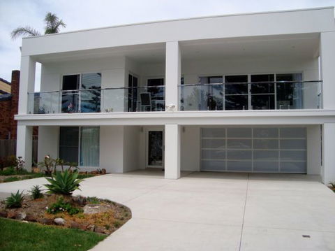 The White House - Shellharbour Village - Tourism TAS 0