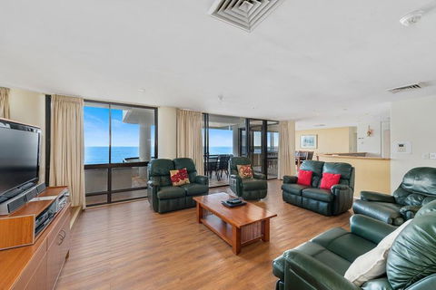 Pacific Towers Beach Resort - Tourism TAS 4