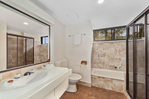 Pacific Towers Beach Resort - Tourism TAS 9