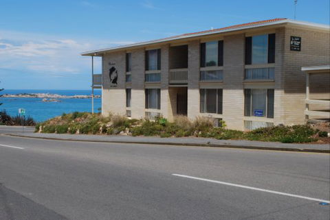 10 Calypso At Port Elliot - Tourism TAS 0