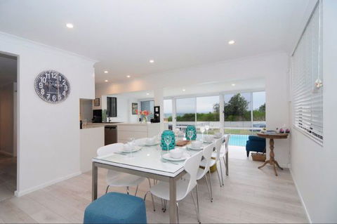 Bella Blu Beach House - Hobart Tourism 0